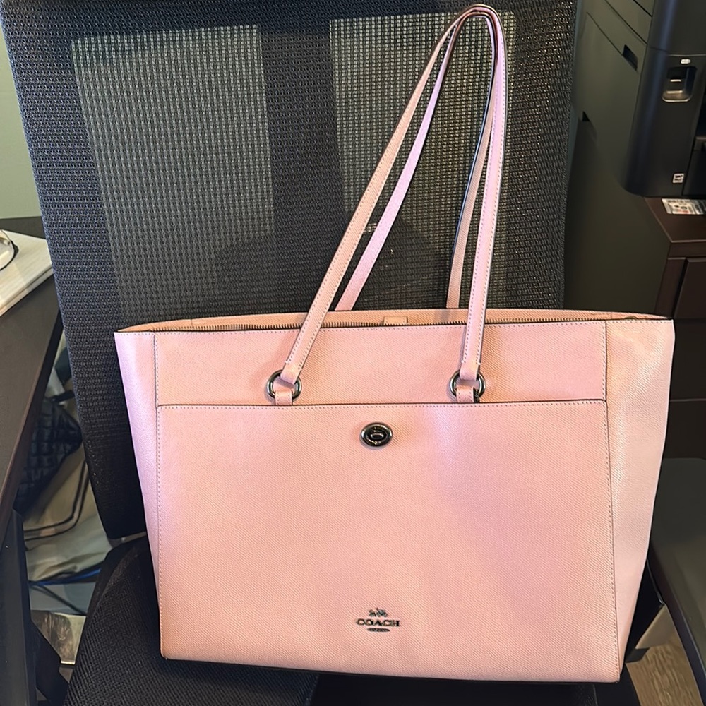 Coach pink tote (large)